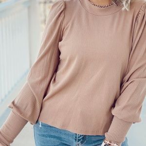 Clemente Puff Sleeve Toast